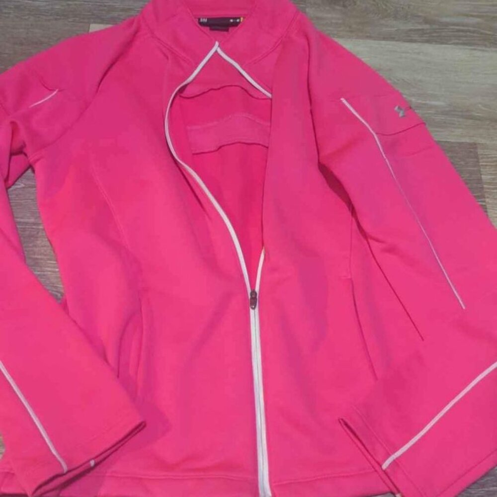 Under Armour Full‎ Zip Sz small Loose Womens Activewear Jacket